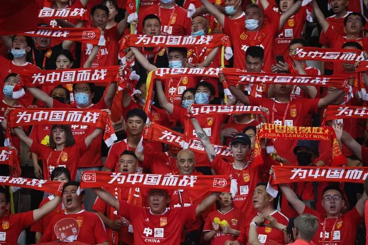 九游体育官网：足球主场和篮球的区别